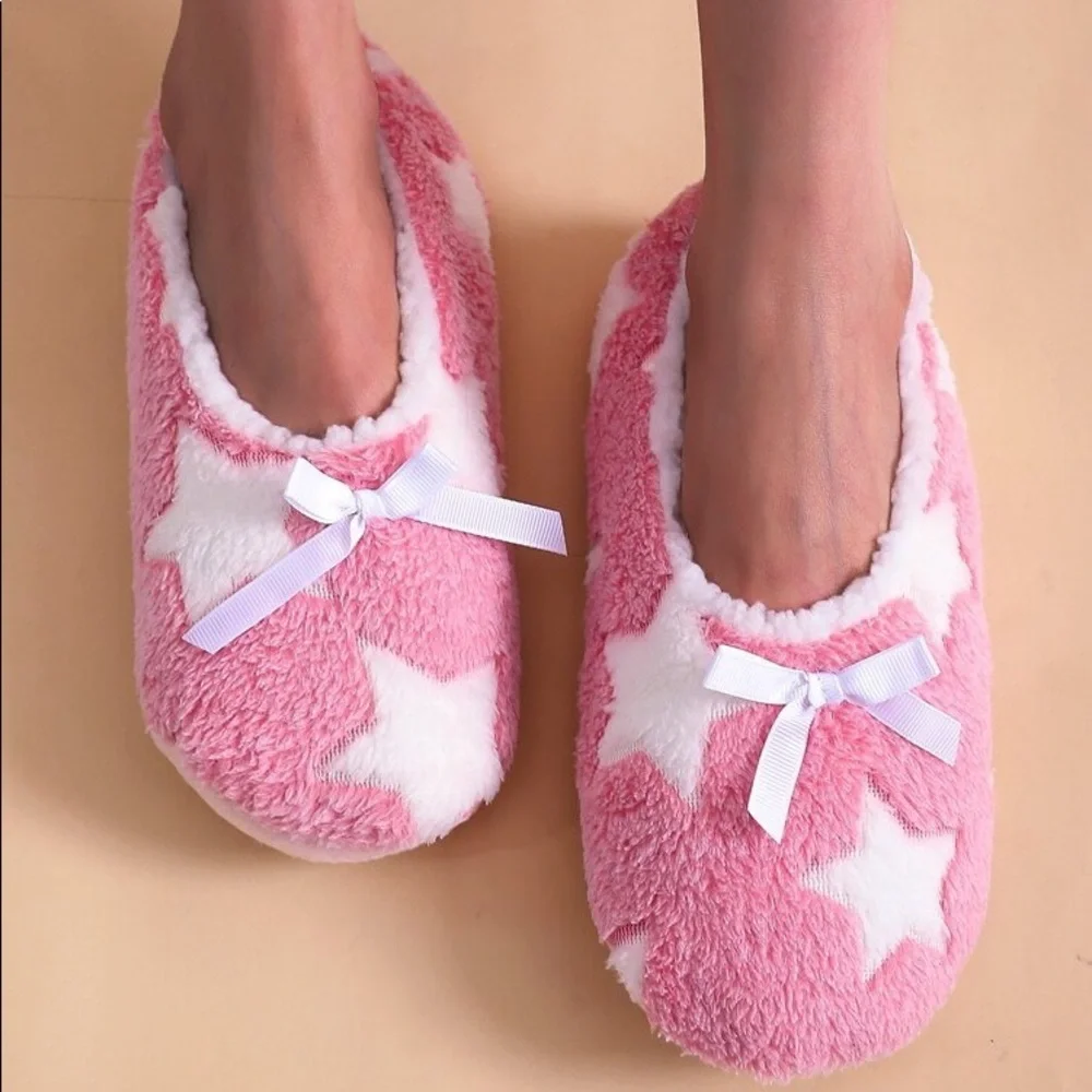 New Pink Plush Slippers - Picture 1 of 5